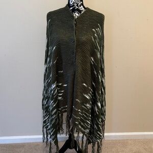 LuLaRoe Green and White Mimi Poncho with Fringe